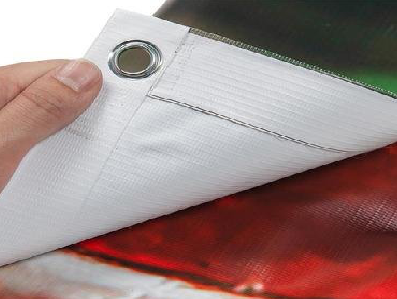 黄陵喷绘和刀刮布的工艺区别。